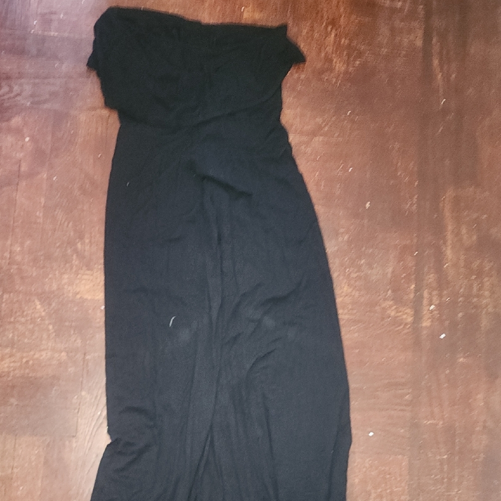 Elegant Black Strapless Dress